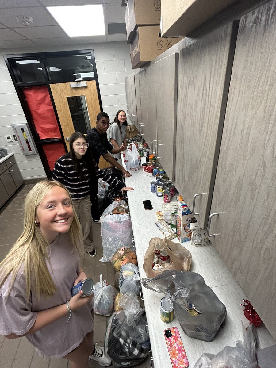JcProudpanthers's tweet photo. Shoutout to Mrs. Donaldson’s 1st-period class! A huge thank you for donating the most items to our CFA Leadership Team’s “Spring Into Action” Clothes &amp; Food Drive! 
We’re grateful for all the donations that help serve our community! #PROUDtobeJC https://t.co/sko7KsyqZ6