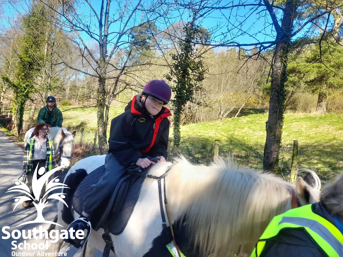 southgateHD5's tweet photo. A fantastic day riding at the @CalvertLakes stables. What an opportunity! πβοΈ #GetOutSide #CanDoCalvert #HorseRiding #OutdoorClassroom #ExploreMore @BritishHorse @BEventing @HorseAndCountry @YourHorse @britishdressage @LearningAway @CalvertLakes @EVOLVEadvice https://t.co/fcsY97lTGI