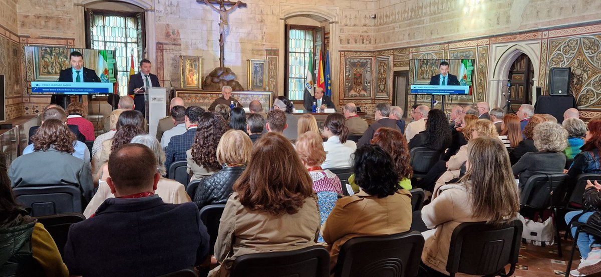 Extremadura Acción Exterior (@exteriorext) on Twitter photo 🗣️El director general de @exterior_ext, <a href="/PabloHurtadoExt/">Pablo Hurtado</a>, ha inaugurado el VII Congreso Internacional sobre las Relaciones entre América Latina, el Caribe y Europa, organizado por <a href="/fundacionyuste/">Fundación Yuste</a>; la <a href="/infouex/">UEx</a> y el #CEIB de la <a href="/urjc/">URJC</a>.
ℹ️ juntaex.es/w/extremadura-… 🗣️El director general de @exterior_ext, <a href="/PabloHurtadoExt/">Pablo Hurtado</a>, ha inaugurado el VII Congreso Internacional sobre las Relaciones entre América Latina, el Caribe y Europa, organizado por <a href="/fundacionyuste/">Fundación Yuste</a>; la <a href="/infouex/">UEx</a> y el #CEIB de la <a href="/urjc/">URJC</a>.
ℹ️ juntaex.es/w/extremadura-…