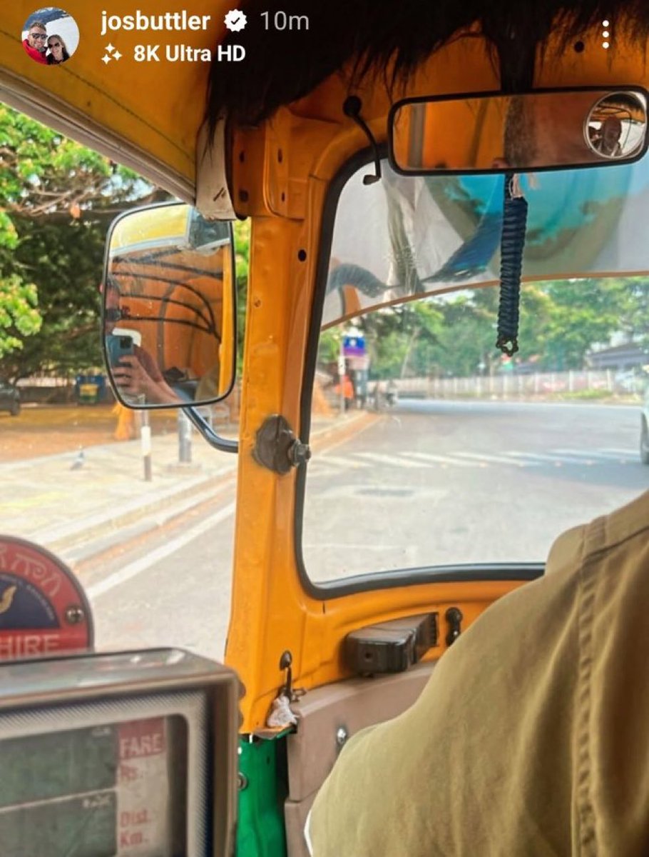 Autowaala's tweet photo. Jos bhaiya ka thoda right left ka problem hai https://t.co/LrTZXToH2g