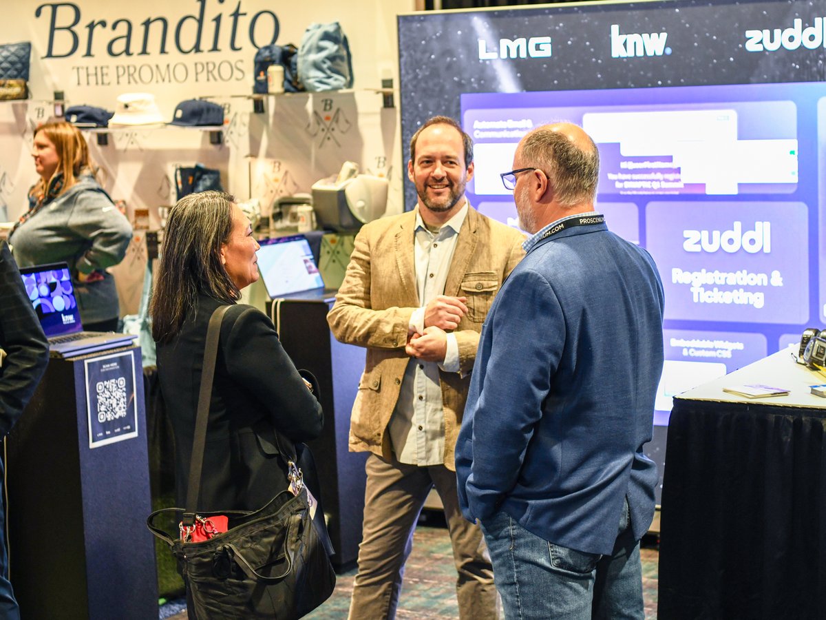 LMG_BeyondTech's tweet photo. We had an amazing time at last year’s Experiential Marketing Summit, connecting with so many incredible people! This year we are excited to do it all over again. Stop by booth 559 and say hello! 👋 #LMGShowTechnology #BeyondTechnology #EventEQ #EMS @EventMarketer https://t.co/H6pQPcuKfa