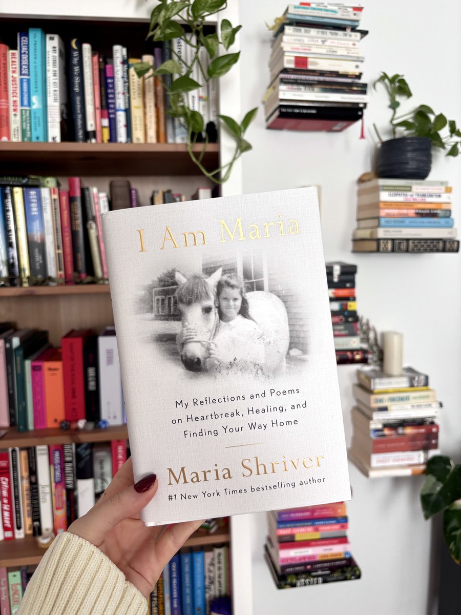 cassidymgraham's tweet image. A very happy publication day to I AM MARIA by @mariashriver! Gorgeous, candle-lit event last night in NYC at the Streicker Center with @hodakotb, @DeviBrown, &amp;amp; Elizabeth Lesser to launch this amazing book! Can’t wait to see everyone’s favorite poems ✨