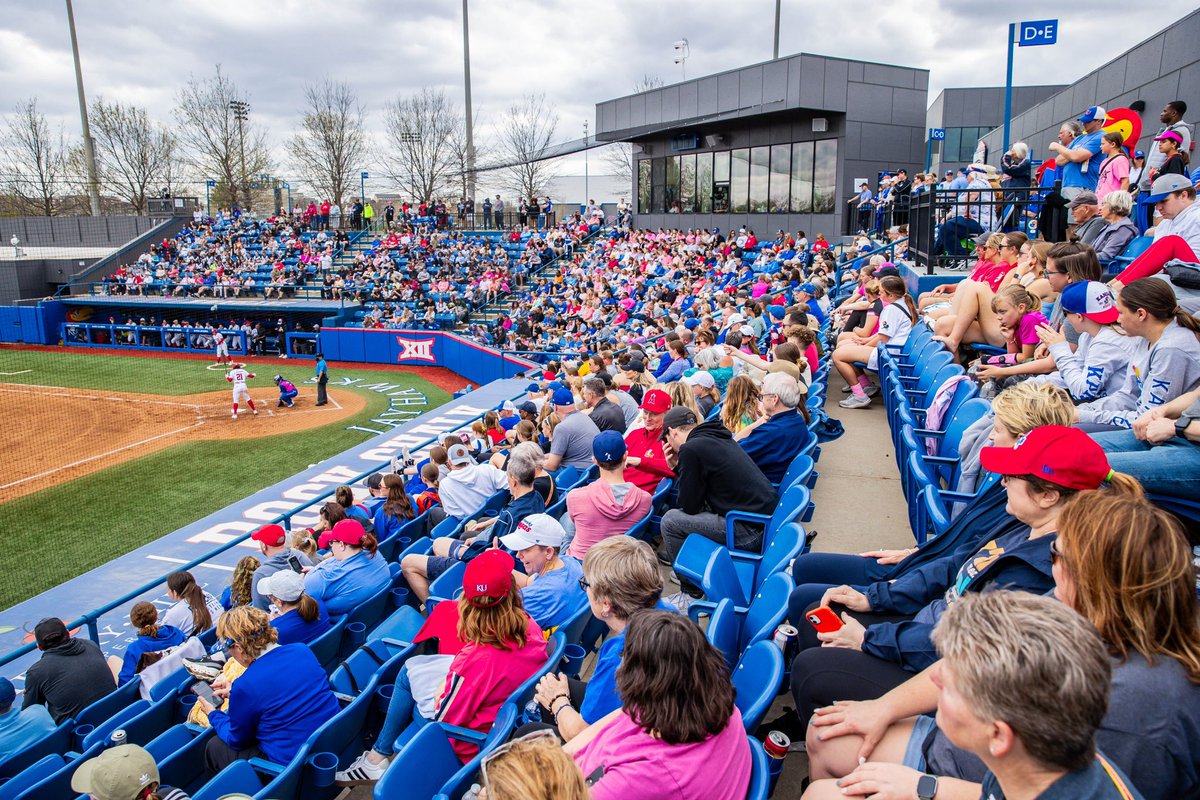We love a packed Arrocha 😍

Two sold out crowds this past weekend and we can’t wait to see you back at the ball park tomorrow! 

🎟️ → bit.ly/3m0vSIA
