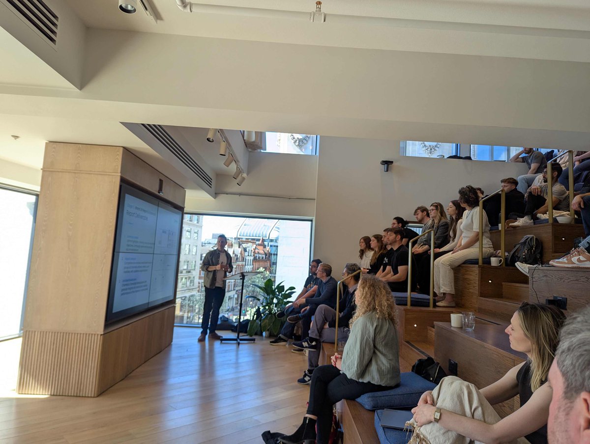 Kicked off the day with an inspiring session at the On Device School of Excellence! Huge thanks to our amazing Research Director, Jamie Warren and the entire training team for making this first digital product training a success. Excited for what's next! 🚀 #Teamwork #Growth