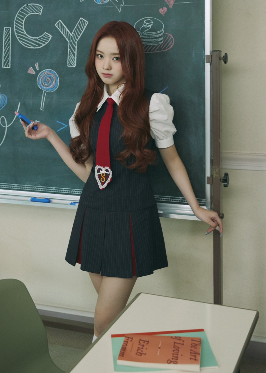 UNIS 2nd Mini Album [SWICY]
Concept Photo Archive Ver.

#ELISIA #엘리시아

Album Release
→ 2025.04.15. 6PM (KST)

#UNIS #유니스
#SWICY