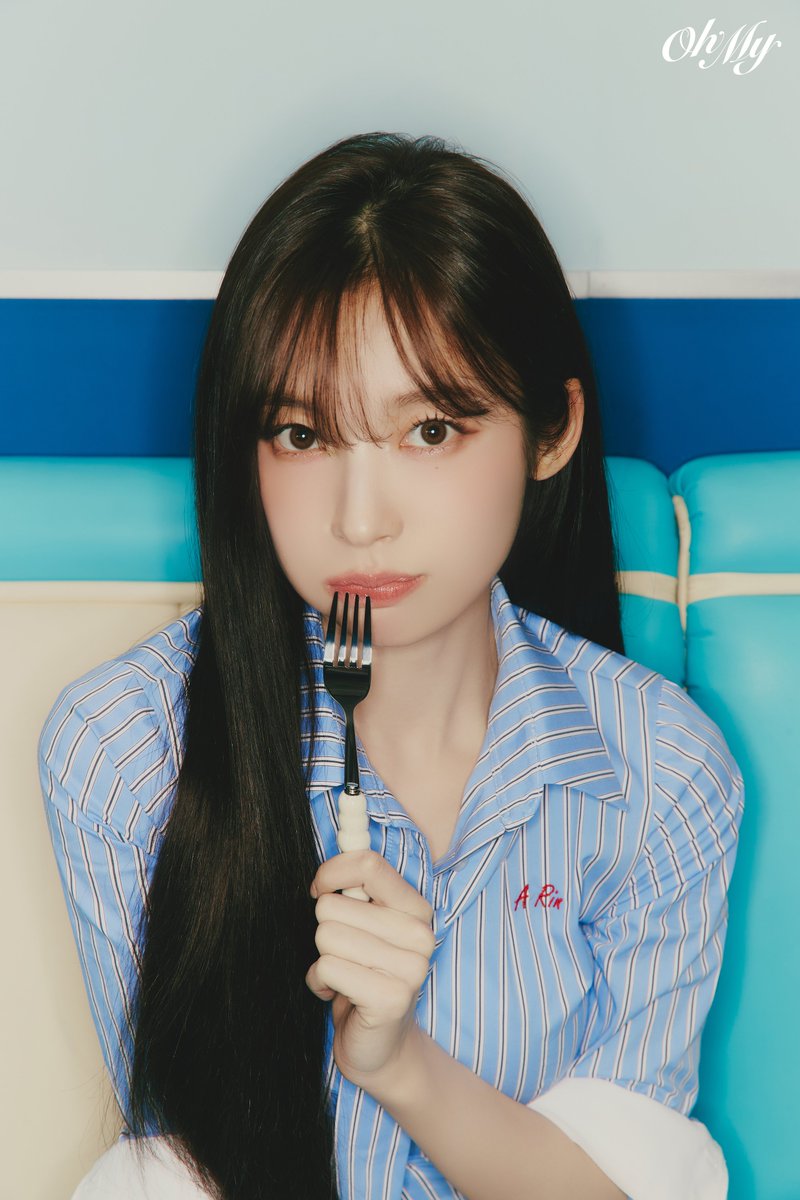 GndUaM1aIAAA8s5?format=jpg&name=medium