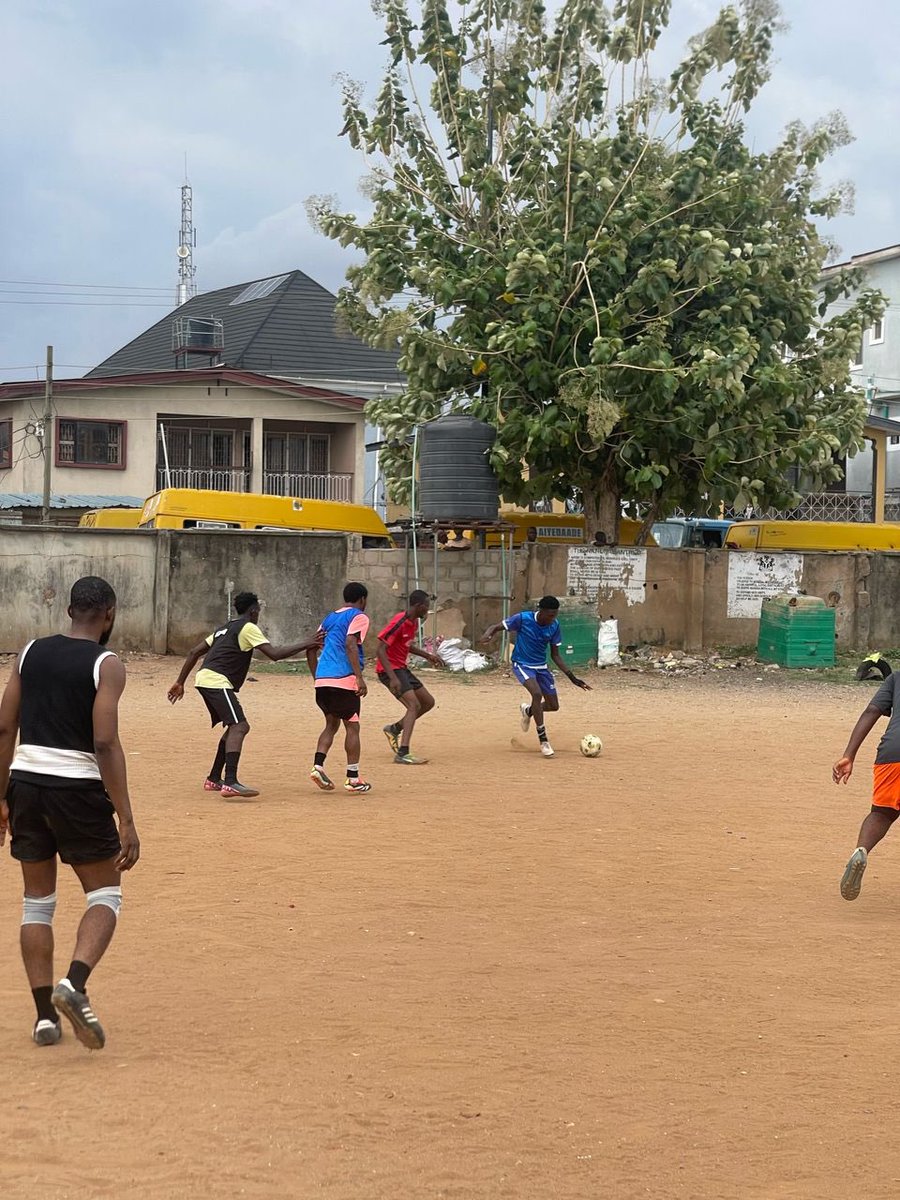 Valverde omo oro, gba lati be joooo. 

Our Strikers, YOUR GOALKEEPERS NIGHTMARE🙉🙉🙉