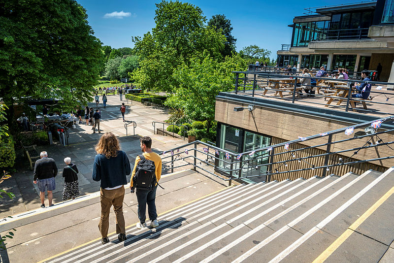 We are recruiting for a research associate for an experimentally-driven project in synthetic inorganic chemistry. The project aims to provide new strategies for achieving "precious metal-like" redox catalysis using main group elements.

bath.ac.uk/jobs/AP12594