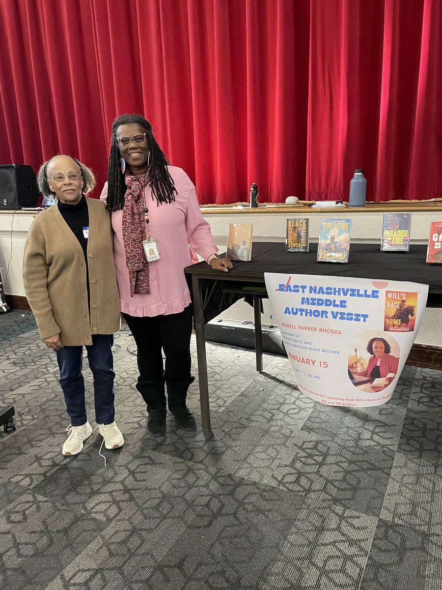 MNPSLibraries's tweet photo. Happy School Library Month to our MNPS Library Staff! We are grateful for you and all of your hard work in growing and inspiring readers every day! 📚🌟@MetroSchools #mnpsreads #slm #slm40 https://t.co/iMTycvCwNm