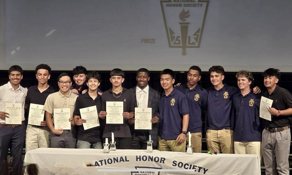 1️⃣2️⃣ - That’s how many of our guys are now part of the SGP National Honor Society. Congratulations to all of the newly inducted 2026 juniors who join our 2025 seniors:

Daylon Brooks
Fabian Delgado
Julian Guerrero
Kaden Luu
Matthew Ramirez
Marcus Reyes
Alex Rios