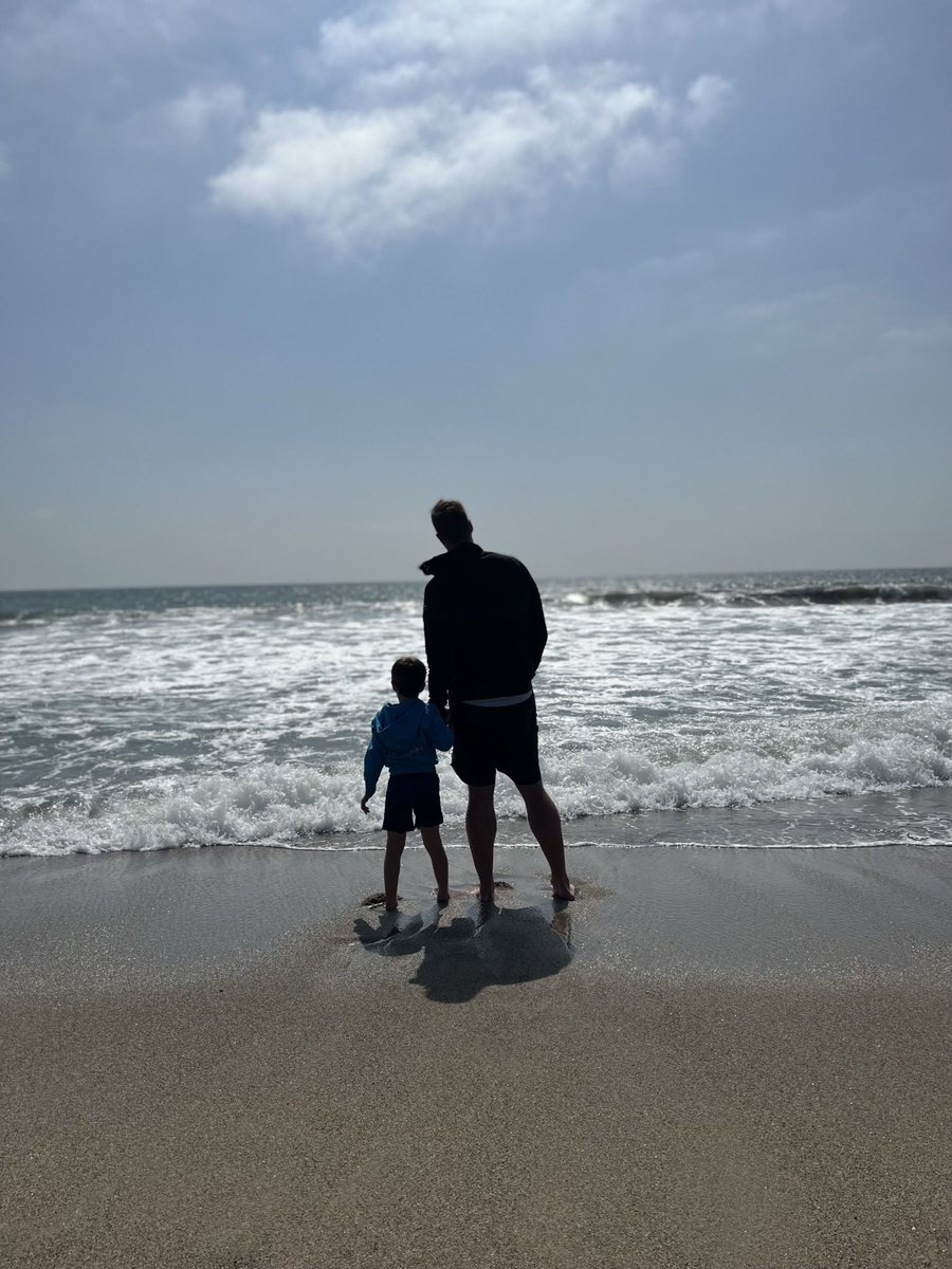 RyanDLeaf's tweet image. 13 years ago today I woke up on the floor of a jail cell...with no hope or possible idea what could be! There was no possibility of this life, no love of my life, no career, no family, no recovery. You can&apos;t go back and change the beginning, but you can start where you are and…