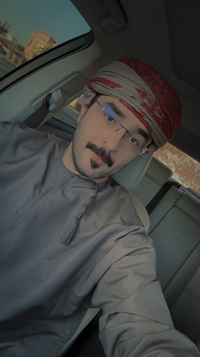 اللهم مسـاء في تفاصيله خير 
وبشرى وفرح لا ينتهـي 🩶 .. 

|| مسـاء العيـد || 

.
.
#كل_عام_وانتم_بخير 
 #عيد_الفطر_المبارك
#لقطة_عمانية_بالعيد