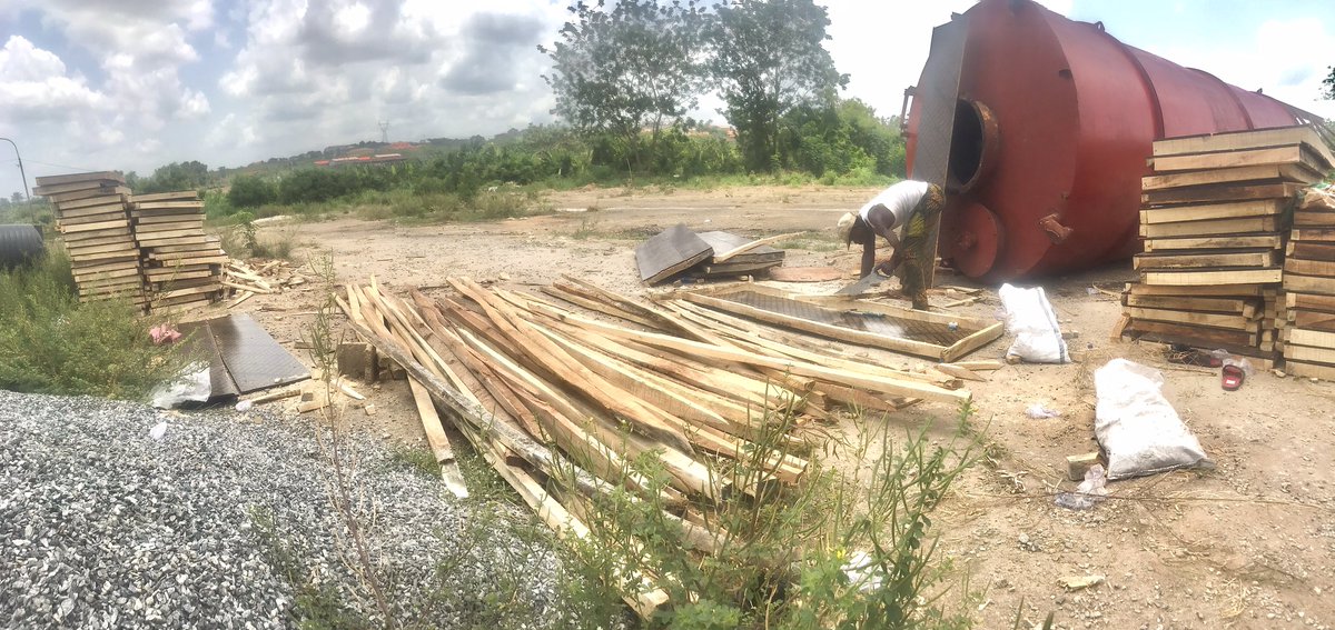 5starbarber_1's tweet image. Tuesday, April 1 ||| 2025

MKO Abiola Stadium, Kuto, Abeokuta 🏟

Site work in progress👍

Drainage path ready✔️

Reinforcement are set✔️

Carpenters busy setting the formwork⏳

NEXT UP———&amp;gt; CASTING

#civilengineering #sitework 👷‍♂️🚜🚧