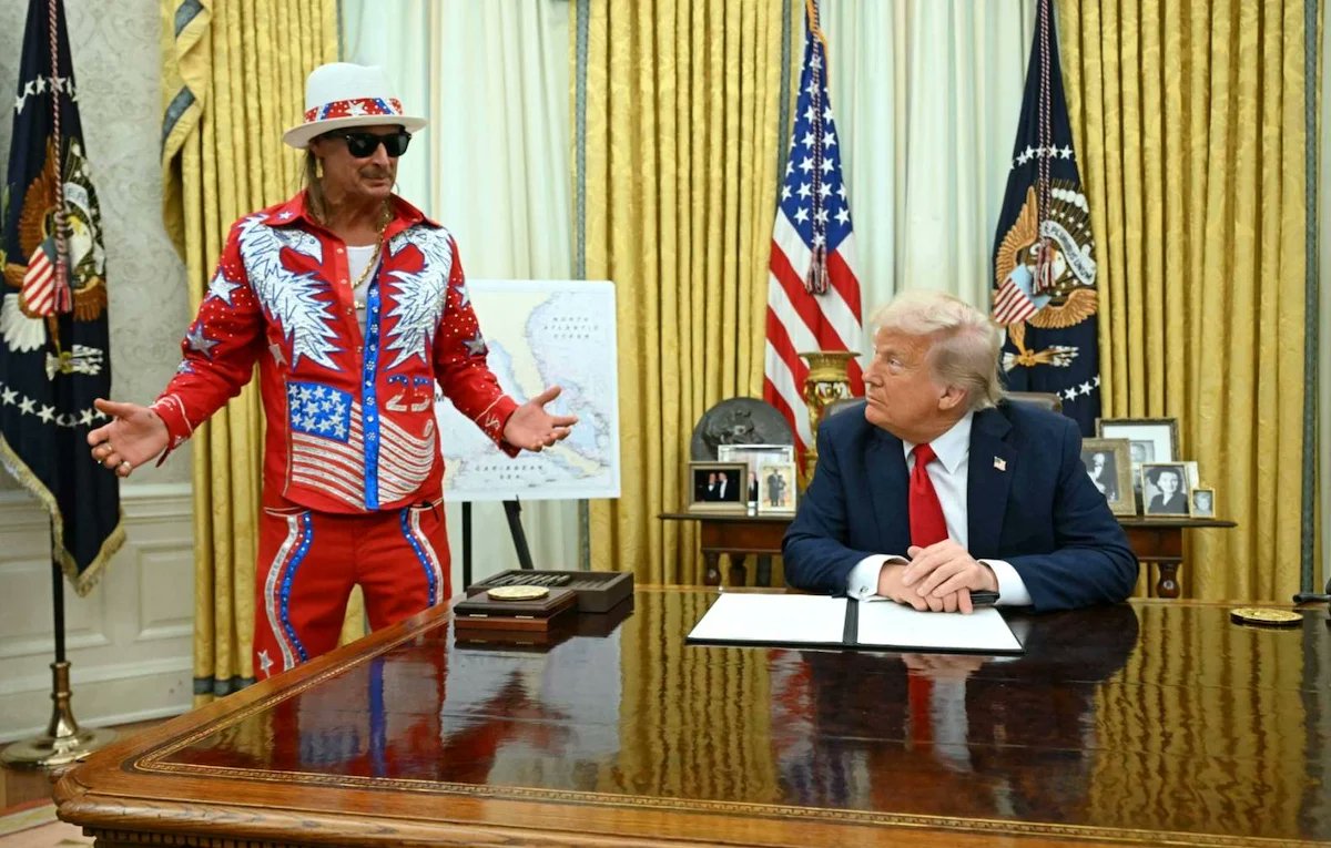 ...e quando eravamo ragazzini ci dicevano, "non vi drogate, non frequentate cattive compagnie, trovatevi un lavoro, fate i bravi".