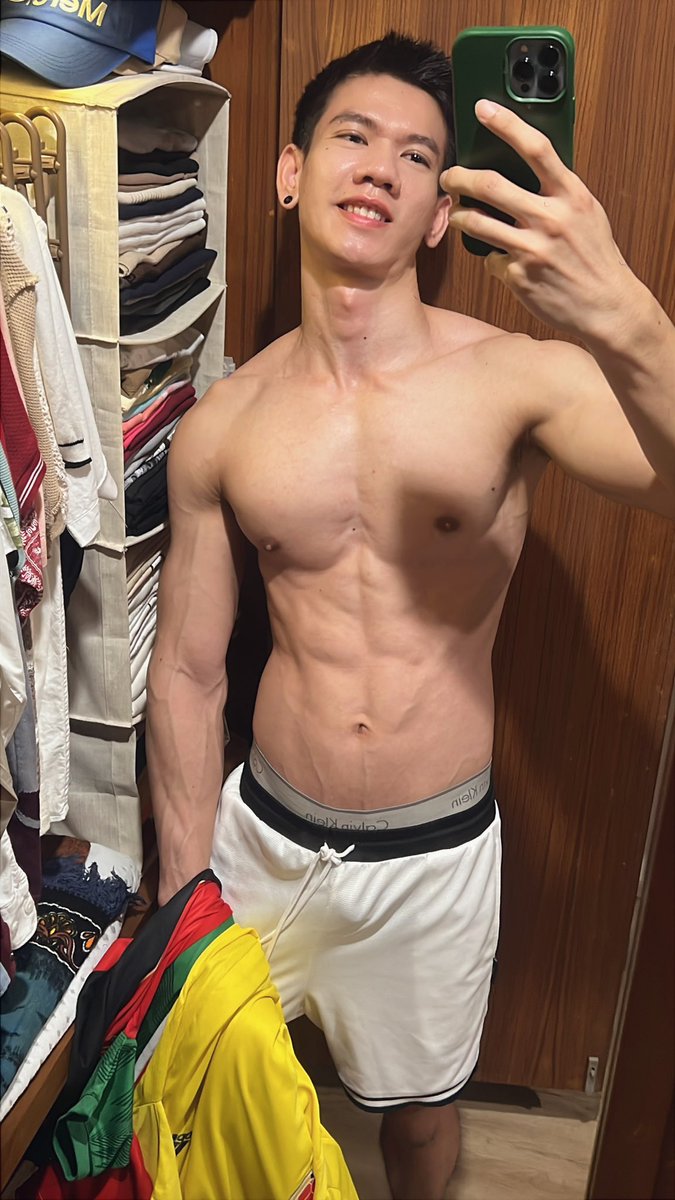 ไปยงไปยิมเพิ่งกลับ ว่างๆ มารื้อผ้าให้หาเอฟกันดีกว่า 🫣😁💪🏻