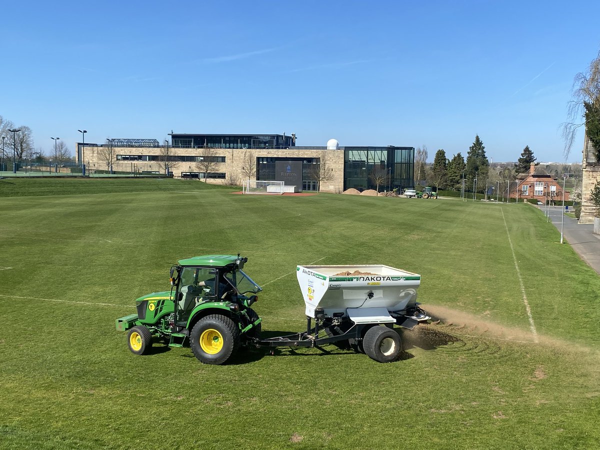 andybutler7's tweet photo. Super busy few days 300 tonne of sand down, and seeded!! Cricket prep well under way too… https://t.co/s0e1ers8yX