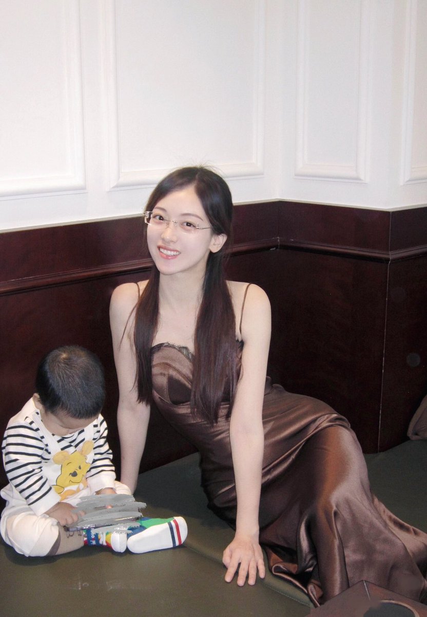 來我家和我做愛嗎？
2小時3000
全套服務喔愛愛+全身按摩