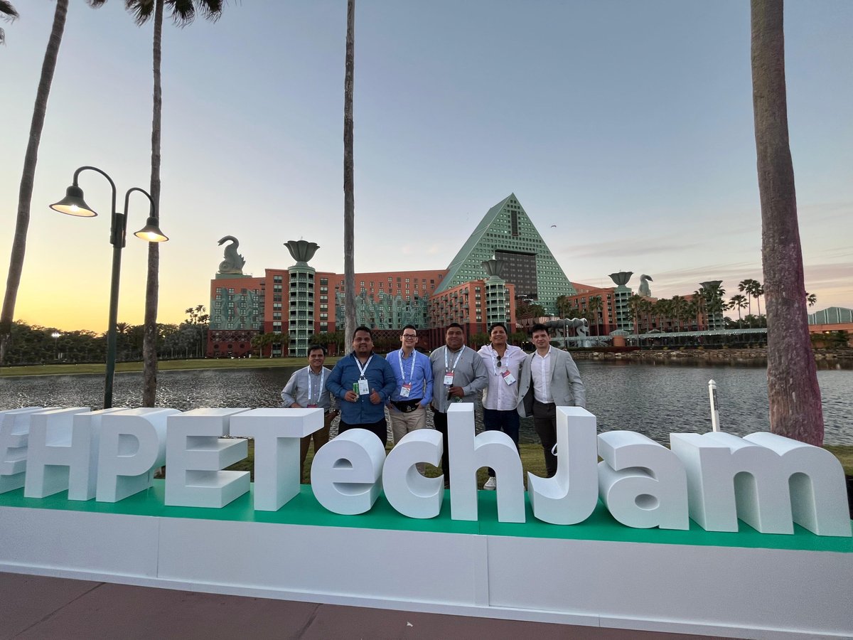 #MAINT | ¡Regresamos recargados del #HPETechJam2025! 🚀

Conectamos con líderes del sector, exploramos cómo la IA y la nube híbrida están transformando los centros de datos y reafirmamos nuestro compromiso con la innovación.

Gracias, <a href="/HPE/">HPE</a>, por impulsarnos hacia el futuro.
