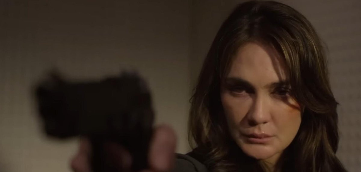 THE_BLACKBIBLE's tweet photo. 🔥 BREAKING NEWS: Luna Maya &amp; Serial "Main Api" Bikin Geger! 🔥

1️⃣ Luna Maya Trending di X!
Gak nyangka, tante kita satu ini jadi bahan omongan! 🤯 Ada apa sih? #BREAKINGNEWS #LunaMaya https://t.co/iEe0t0thTt