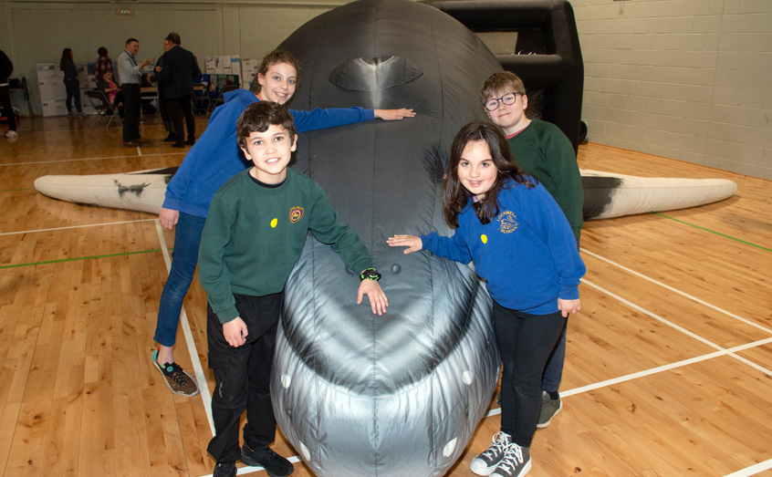 Scottish Association for Marine Science (@samsoceannews) on Twitter photo Remember that time there was a a 15-metre humpback whale in the gym at Oban High School..? 🌊🐳
The inflatable giant was the centrepiece to SAMS' 'Whale of a Time' outreach event, the conclusion to the <a href="/ScotGovNetZero/">Net Zero Scotland</a> GENESIS project.
Read more: sams.ac.uk/news/sams-news… Remember that time there was a a 15-metre humpback whale in the gym at Oban High School..? 🌊🐳
The inflatable giant was the centrepiece to SAMS' 'Whale of a Time' outreach event, the conclusion to the <a href="/ScotGovNetZero/">Net Zero Scotland</a> GENESIS project.
Read more: sams.ac.uk/news/sams-news…
