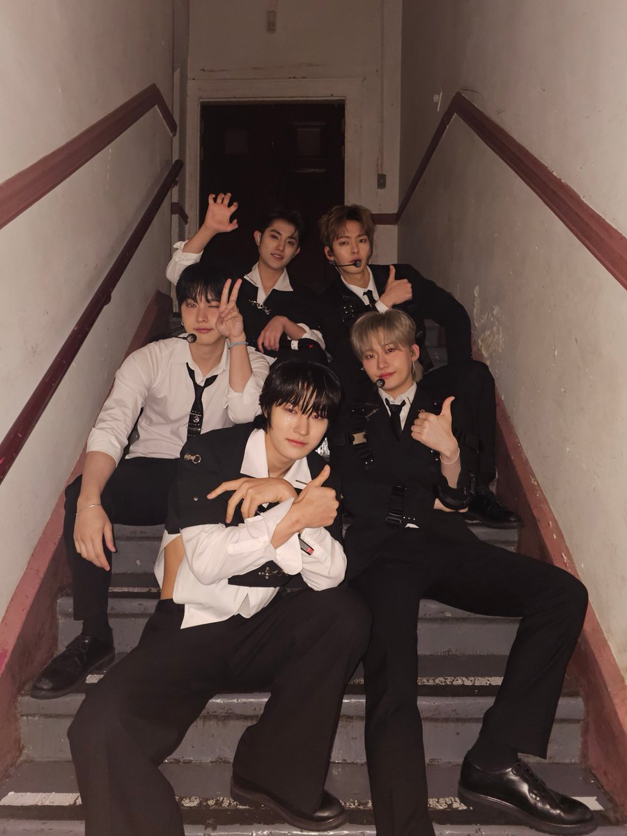 OnlyOneOf_twt's tweet photo. [#Photo/📷]

250331 OnlyOneOf CONCERT IN NORTH AMERICA [OurOnlyOdyssey], Montreal

#OnlyOneOf #온리원오브 https://t.co/RtCyoUQRcC