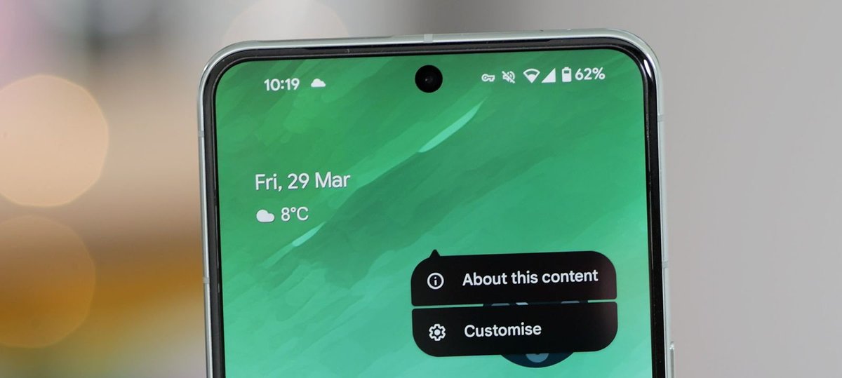 dailytechonx's tweet image. Google Pixel's 'At a Glance' widget faces weather sync issues, displaying outdated forecasts. Users advised to verify info with other sources. #GooglePixel #AtAGlance #WeatherBug thedailytechfeed.com/persistent-wea…