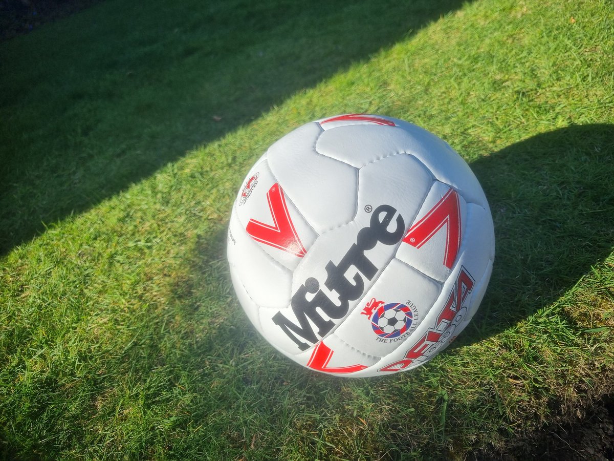 Cosmic Bob ๐ ๐งโ๐ฆฏ (@cosmicbobartist) on Twitter photo Old school #oafc <a href="/OfficialOAFC/">Oldham Athletic</a> ball from "that day" if you know we can be mates
Seen here on my dad's lawn ๐๐ค Old school #oafc <a href="/OfficialOAFC/">Oldham Athletic</a> ball from "that day" if you know we can be mates
Seen here on my dad's lawn ๐๐ค