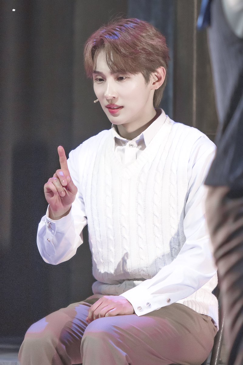 레몽 ◡̈ tweet media