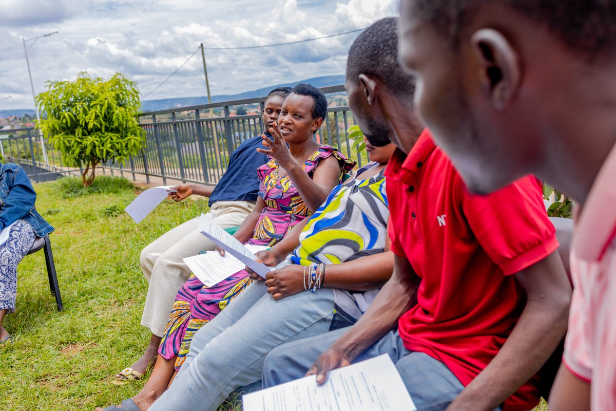 chbrwanda's tweet photo. Today, in partnership with @UnescoEast through the #O3 programme, we started community dialogues —#YAhealthTalks in @Gasabo_District, engaging youth and parents to address SRHR challenges. 

We're empowering youth to make informed decisions, challenging norms,  and promoting open SRHR discussions. Join us!
