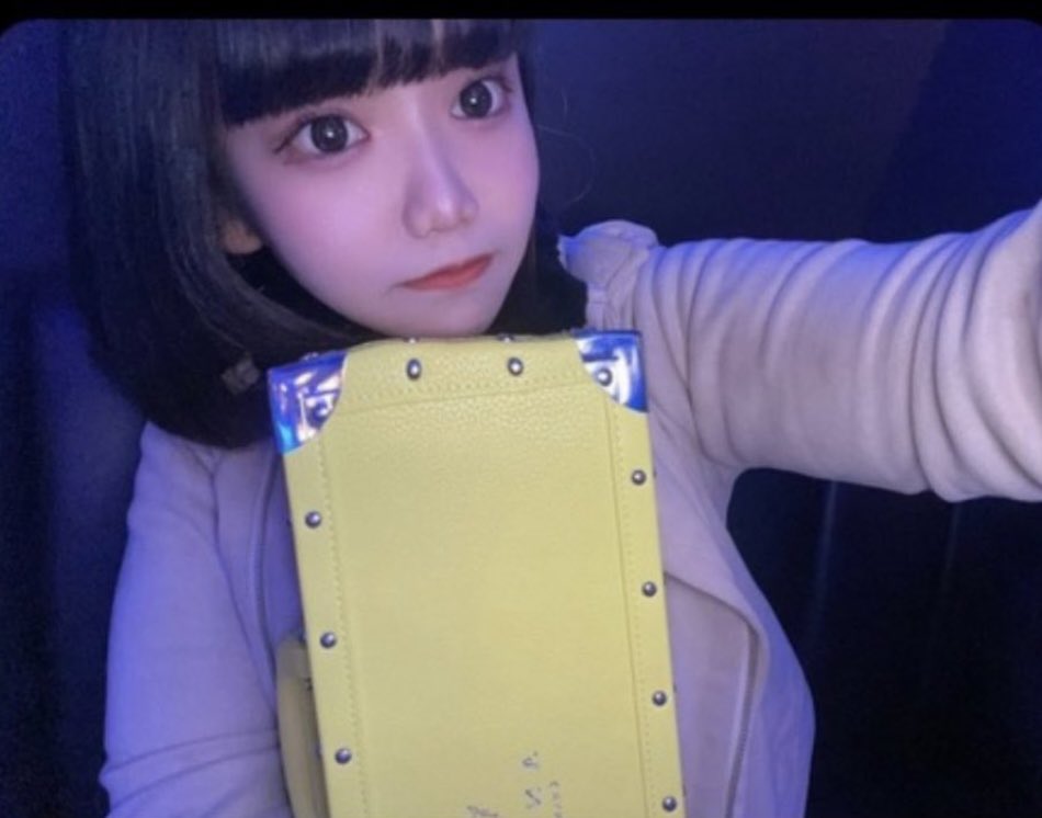 d44451934's tweet photo. ＠Onikuniku44  @J_J_8p #詐欺
大野海遥（おおのみはる）は詐欺師です。鹿児島県出身。他にも被害報告あり被害者からの情報をお待ちしています。人からお金を盗むことしかできません。まずはアカウント名、ハッシュタグで検索を！写真は相当加工されています。 https://t.co/VYBzqj3UDm