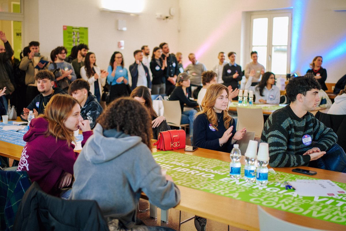 italianesports_'s tweet photo. Il 21 marzo scorso al #ForumYoungCampus2025, progetto di @studiopleiadi, il nostro presidente @paoloblasi_urk ha parlato di gaming competitivo e mondo del lavoro!
📸 Swipe le foto e scopri di più! ⬇️
#ITESPA #ItalianEsports #WESCO #ESWF #Italy #esports #forumyoungsystem #FYS25 https://t.co/5G4UvhjAeG