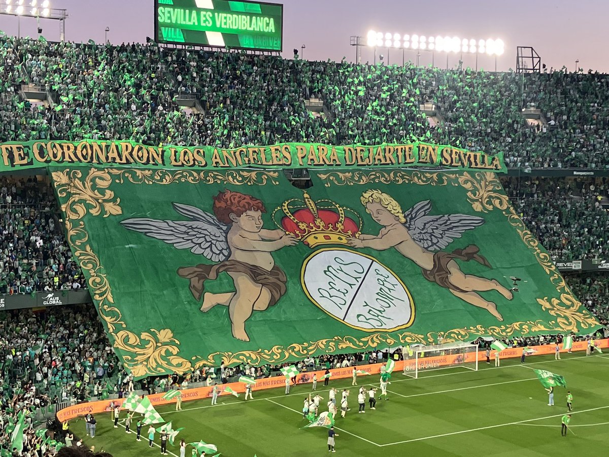 ManoloDLoli's tweet photo. @unidosX1pasion @GolSur1907 Desde Fondo, espectacular 💚 https://t.co/ZTfhkBi7qa