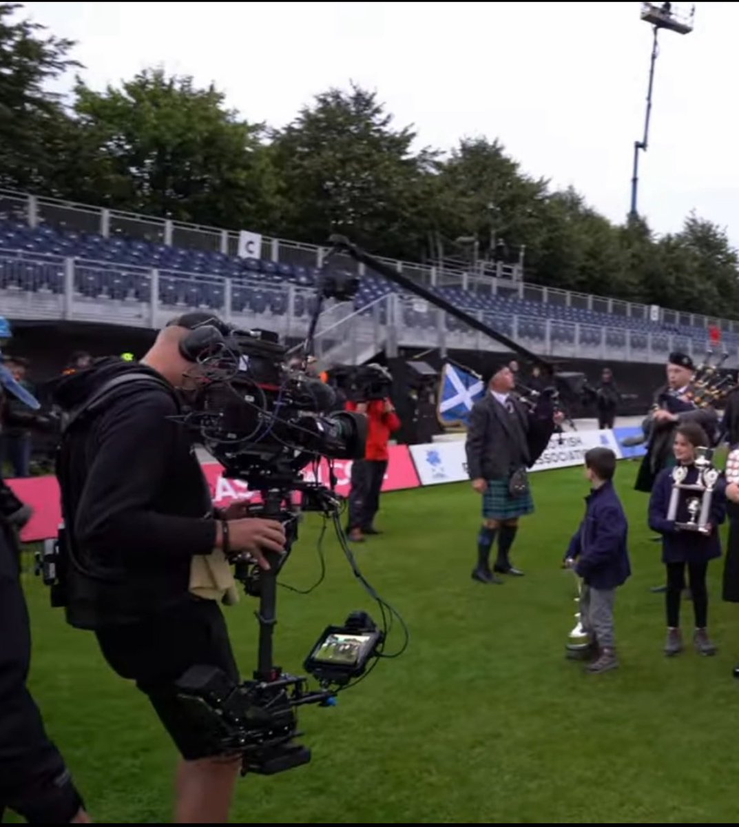 steadi's tweet photo. Nothing beats a bit of diversity, and I’ve operated Staadicam, Jimmy Jib, Scanner crane, Polecam and worked handheld RF all round the world for live broadcast #steadicam #jimmyjib #polecam #broadcast https://t.co/VxZW7TvLKd