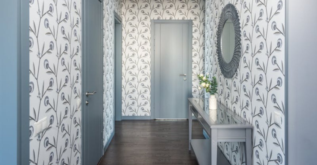 From dark and dramatic to light and airy, today’s wallpaper options are endless—allowing homeowners to effortlessly transform any space. 

Discover five different types of wallpaper and how they can enhance your space: ow.ly/ZXms50VspvM

(Via ComingHomeMag)