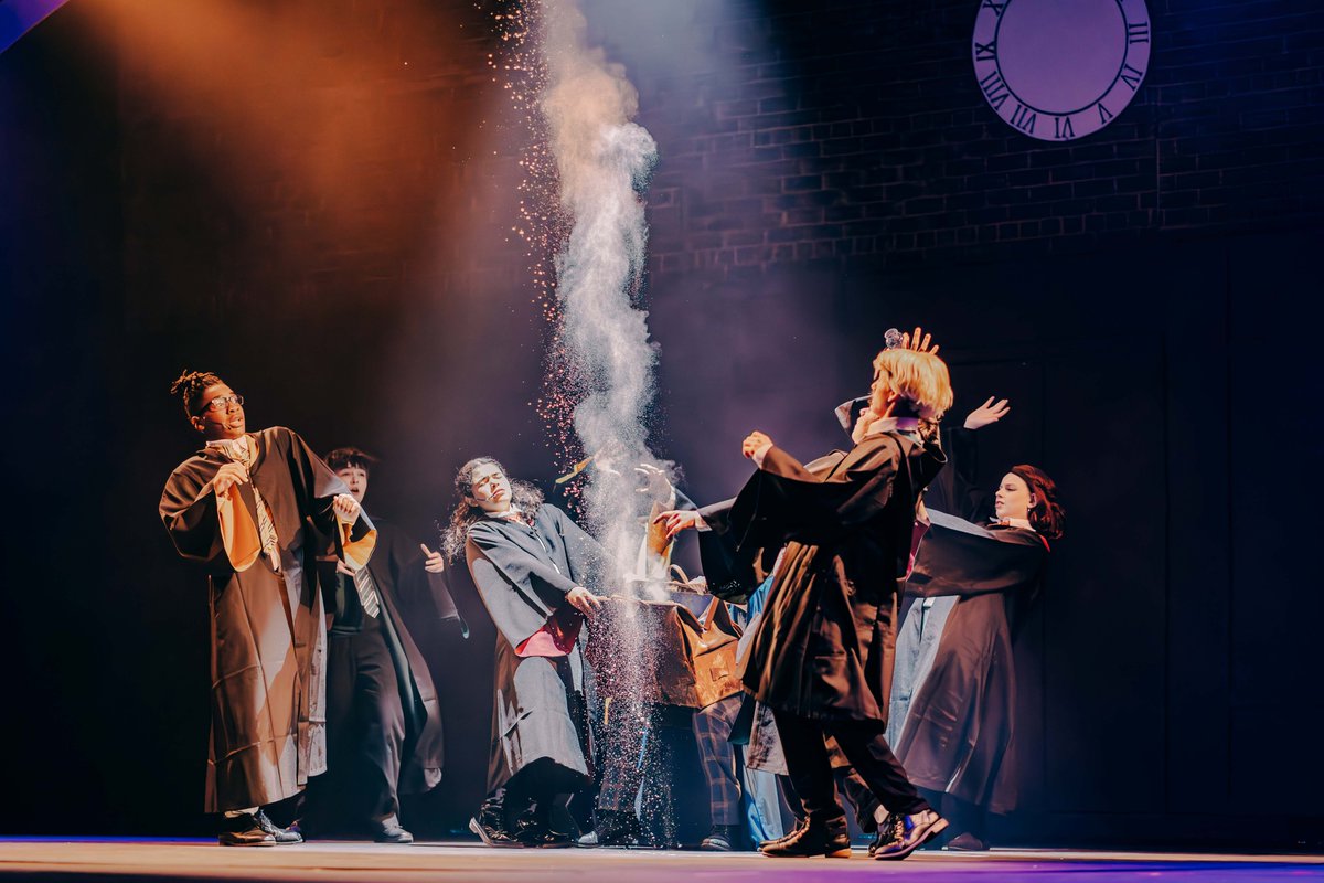 Broadway Licensing Global London is thrilled to announce that secondary school teachers can now sign up for a free perusal script of Harry Potter and the Cursed Child Secondary School Edition. Sign up here: airtable.com/appU92sVP7YoJN…
The show is tailored for secondary schools.