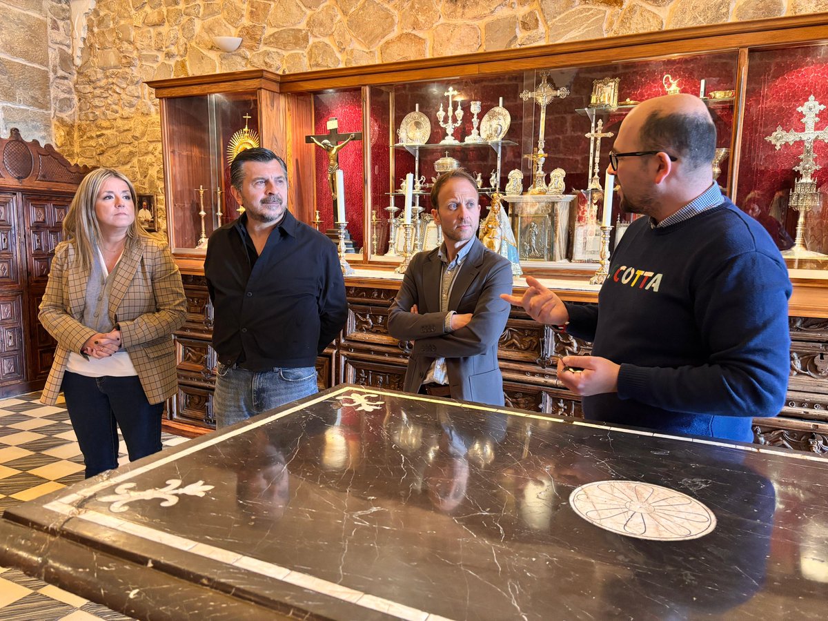 Visitamos #Iznatoraf con su alcalde Pascual Manjón para conocer el gran patrimonio de su municipio.

Siglos de historia que convierten a esta joya de la provincia de #Jaén en un destino turístico imprescindible.
