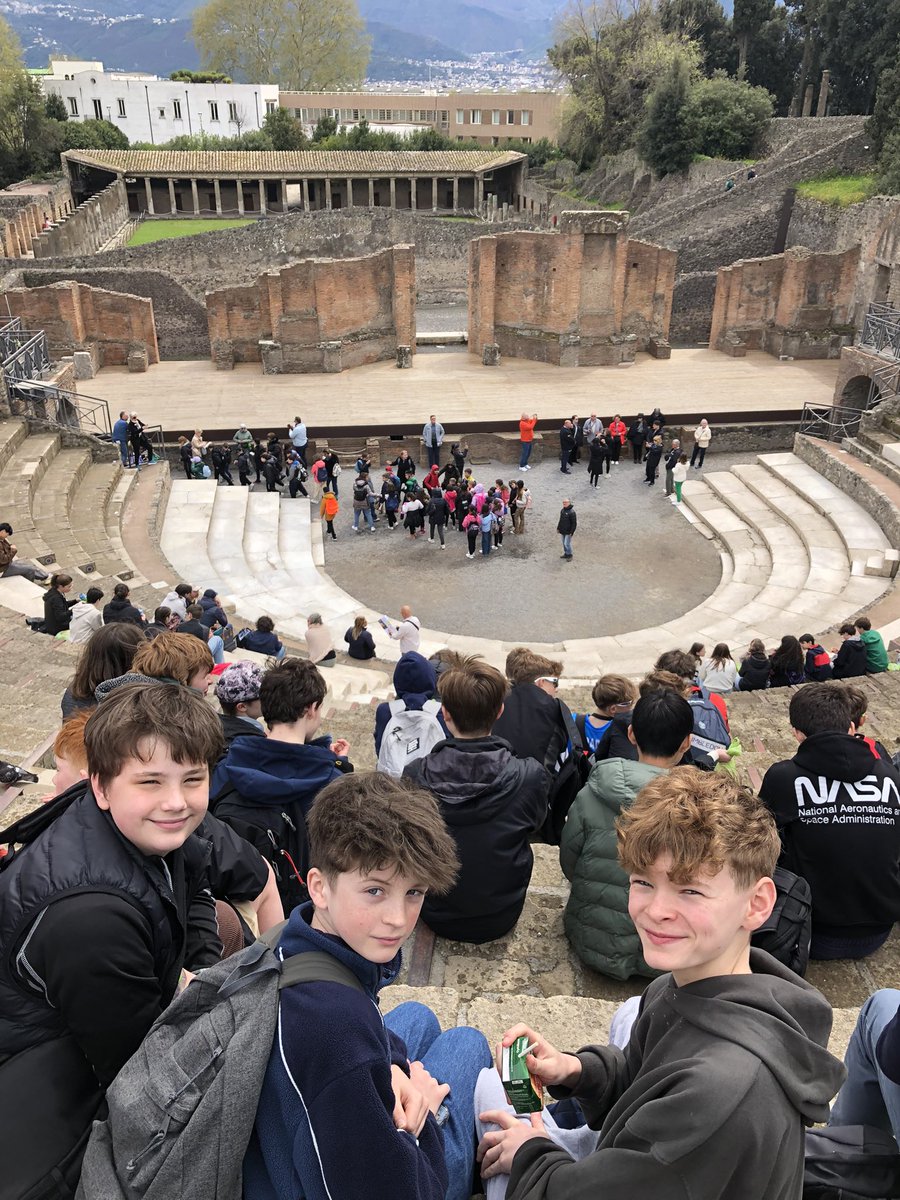RGSGClassics's tweet photo. What a day in Pompeii! https://t.co/DOj9UrkGiz