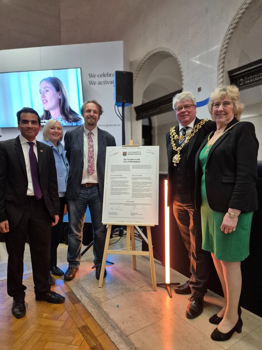 Amil Khan tweet media