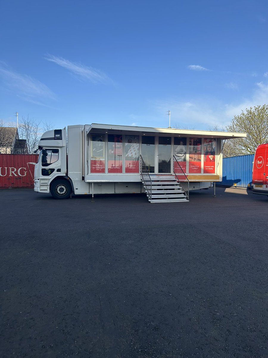 Miss_Scullion's tweet photo. Today our S3 &amp; ASC pupils got to experience @poppy_bud a fantastic resource which provided our young people with lots of information on Remembrance, Poppy Scotland and the Poppy. Thanks so much for visiting our school. @GrangemouthHS @HumanitiesGHS https://t.co/zfFtjYds51