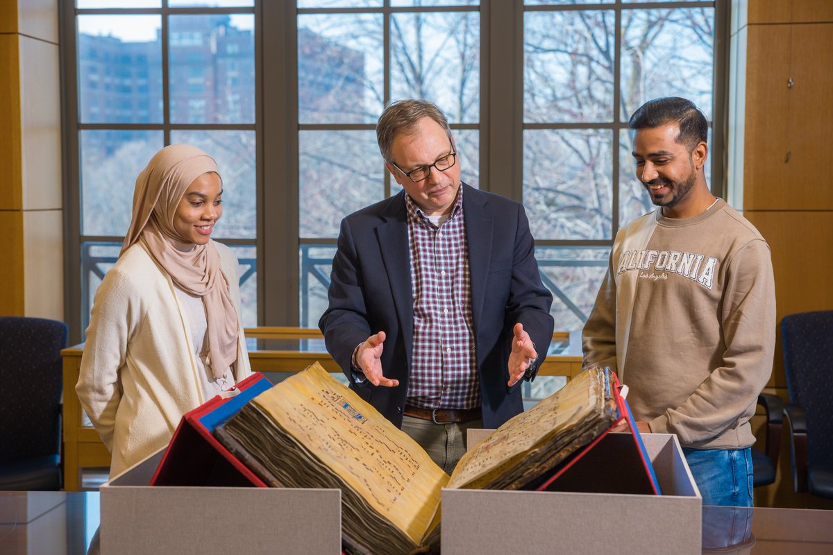 One week until CWRU Day of Giving! KSL is a hub for innovation, research and exploration. Your gift to the Imagine Fund ensures access to resources, technology and collections that push the boundaries of knowledge.  Save the date for April 8! #CWRUGives givecampus.com/1pkkv3