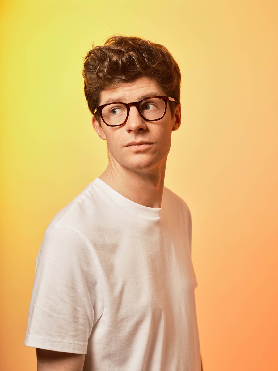 TresA Magazine (@tresamag) on Twitter photo INTERVIEW with <a href="/alexkealy/">Alex Kealy</a> about touring with his current show The Fear, his <a href="/GigPigsPodcast/">Gig Pigs</a> with <a href="/IvoGraham/">Ivo Graham</a> and writing for shows including #MockTheWeek! 📷 : © Matt Stronge tresamagazine.com/2025/04/01/ale… INTERVIEW with <a href="/alexkealy/">Alex Kealy</a> about touring with his current show The Fear, his <a href="/GigPigsPodcast/">Gig Pigs</a> with <a href="/IvoGraham/">Ivo Graham</a> and writing for shows including #MockTheWeek! 📷 : © Matt Stronge tresamagazine.com/2025/04/01/ale…