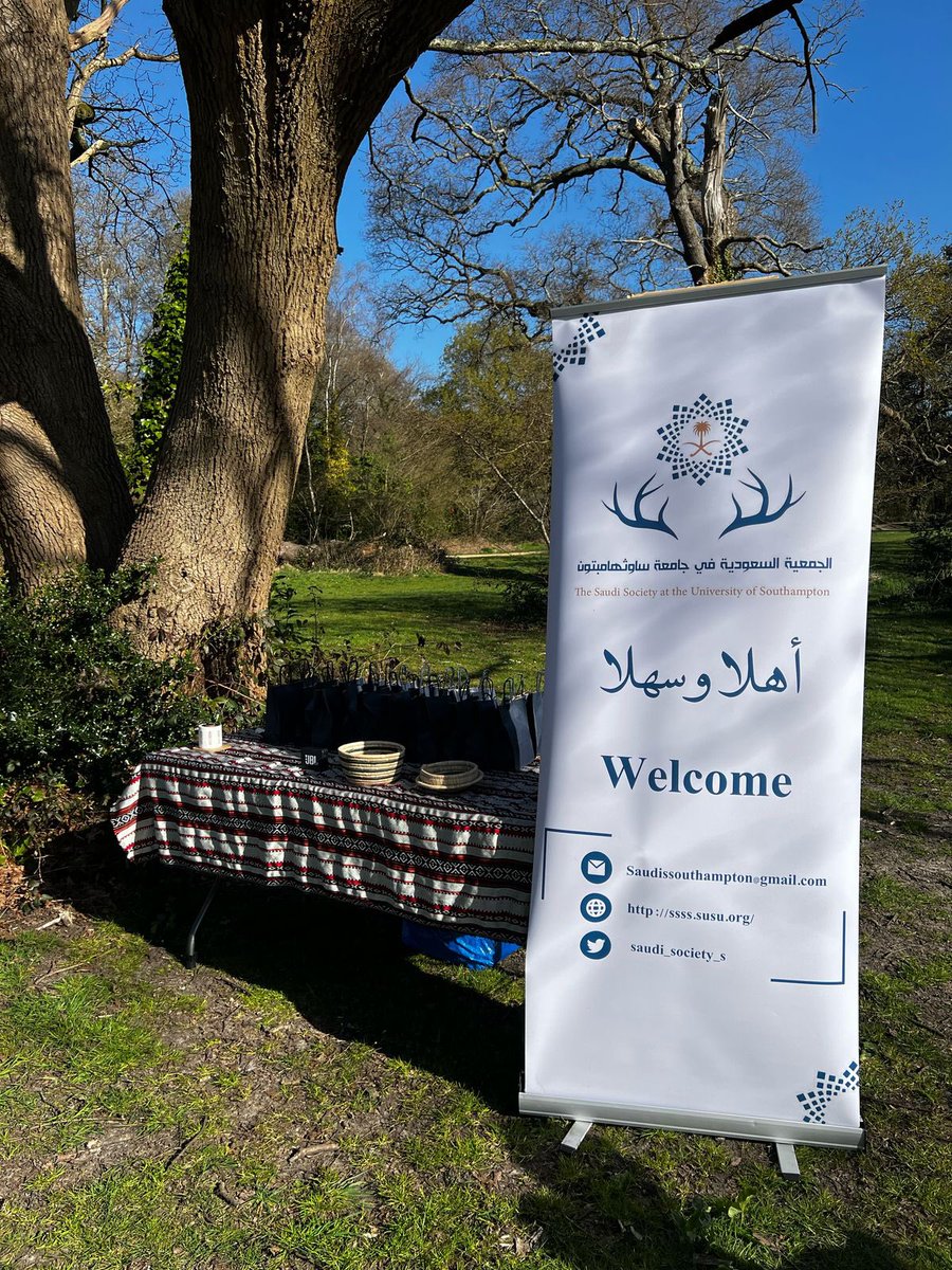 SotonSaudiClub's tweet photo. شكرًا لكل من حضر فعالية العيد  وجودكم أسعدنا كثير وساهم في خلق أجواء جميلة وسعيدين إننا قدرنا نشارك معاكم فرحة العيد ونشكر كل من ساهم في التنظيم وساعد في إنجاح الفعالية. 🌹🌹🎊🎉 https://t.co/XPtkgStC3C