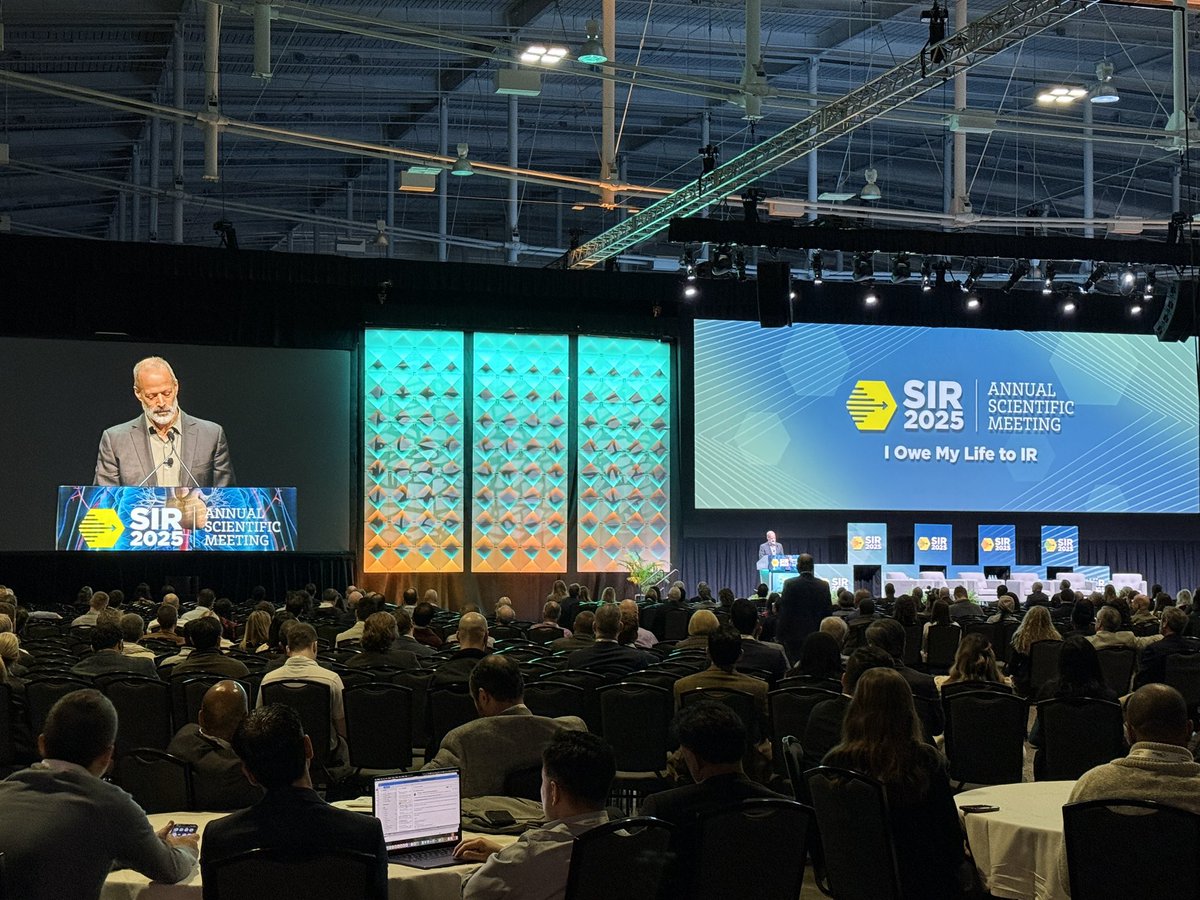 Kumar Madassery (@kmadass) on Twitter photo Happening Live at #SIR2025
Amazing to hear <a href="/sebastianjunger/">Sebastian Junger</a> talk about near death experience and his life being saved by #IR years ago... and his incredible life after. What a story! Happening Live at #SIR2025
Amazing to hear <a href="/sebastianjunger/">Sebastian Junger</a> talk about near death experience and his life being saved by #IR years ago... and his incredible life after. What a story!