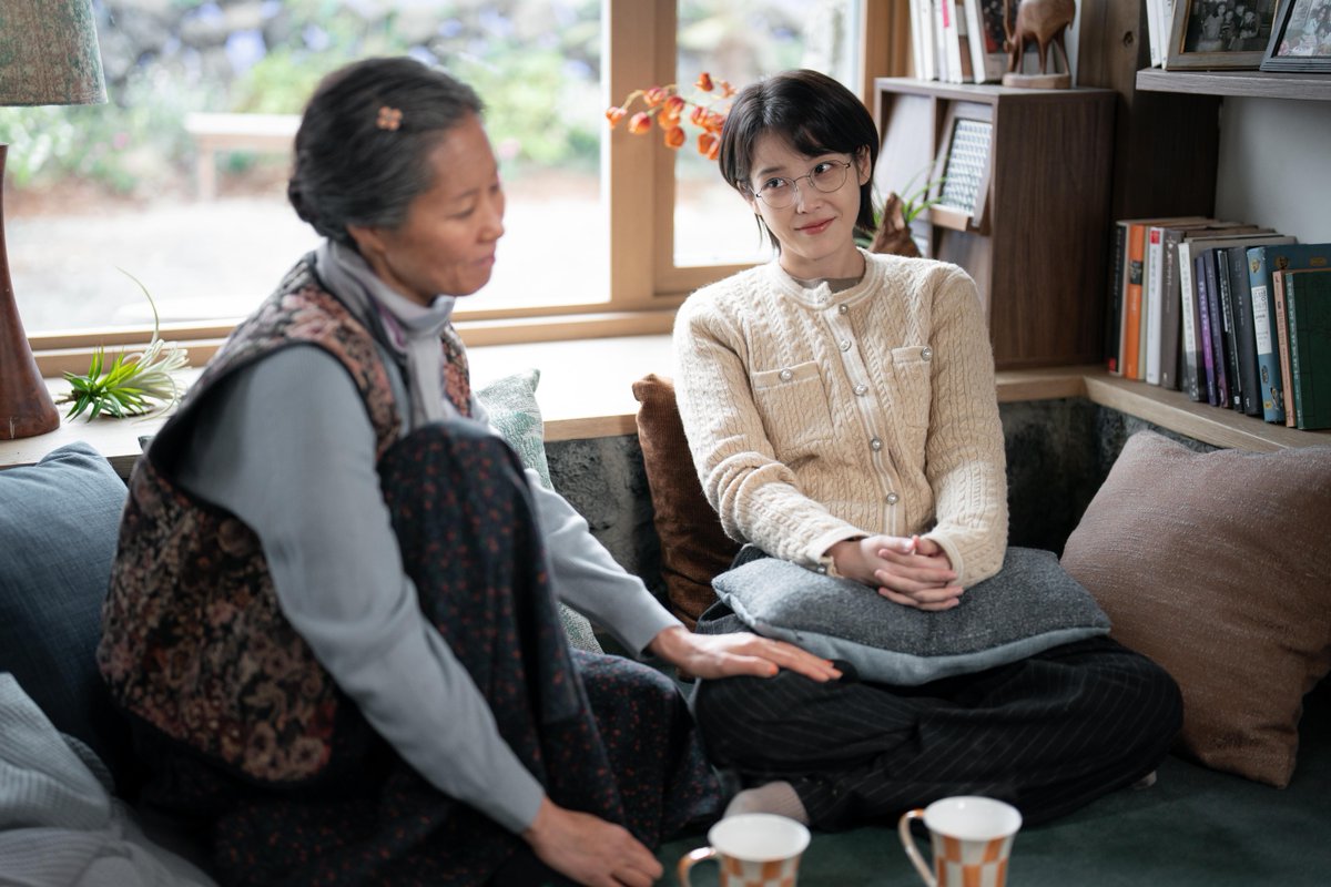 NetflixKR's tweet photo. 너무나 어렸고, 여전히 여린 그들의 계절에 미안함과 감사, 깊은 존경을 담아. 

<폭싹 속았수다>, 오직 넷플릭스에서. https://t.co/z3SJ4Sinud