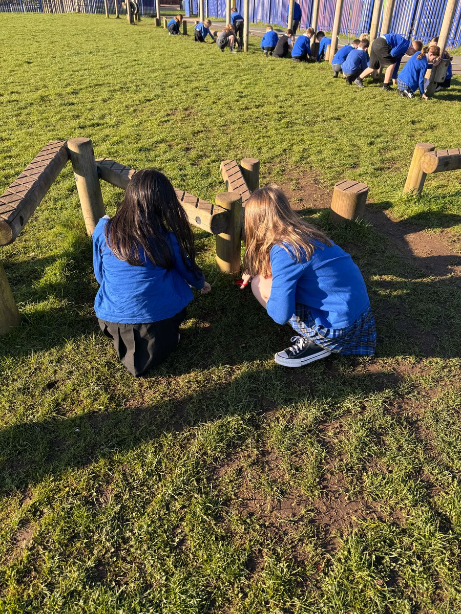Gargieston's tweet photo. Due to the council not being able to cut the grass around the posts, Primary 4B had to cut it with scissors to be able to use the trim trail. Great April fools! ๐ #aprilfoolsjoke https://t.co/pJJChiP9TQ