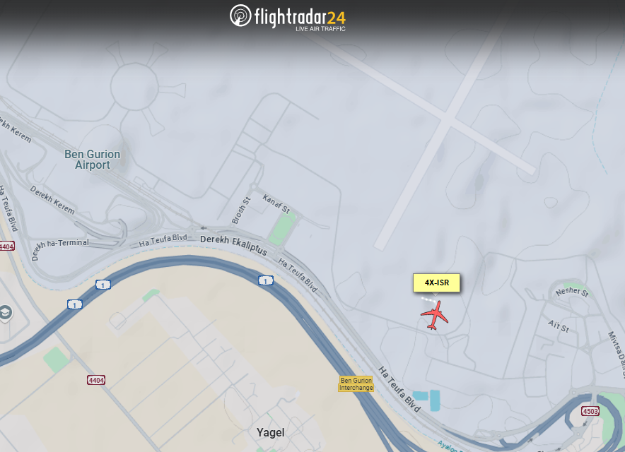 CH_LEBAD's tweet photo. ⭕️⭕️⭕️ Positionnement de l'avion gouvernemental sur l'aéroport Ben Gourion . Destination ???
⭕️⭕️⭕️ Après avertissement de la C.I.J , qui des pays signataires appliqueraient sa décision ?
BOEING 767-300 #AYAL 4X-ISR https://t.co/Jh2pbWdLPp
