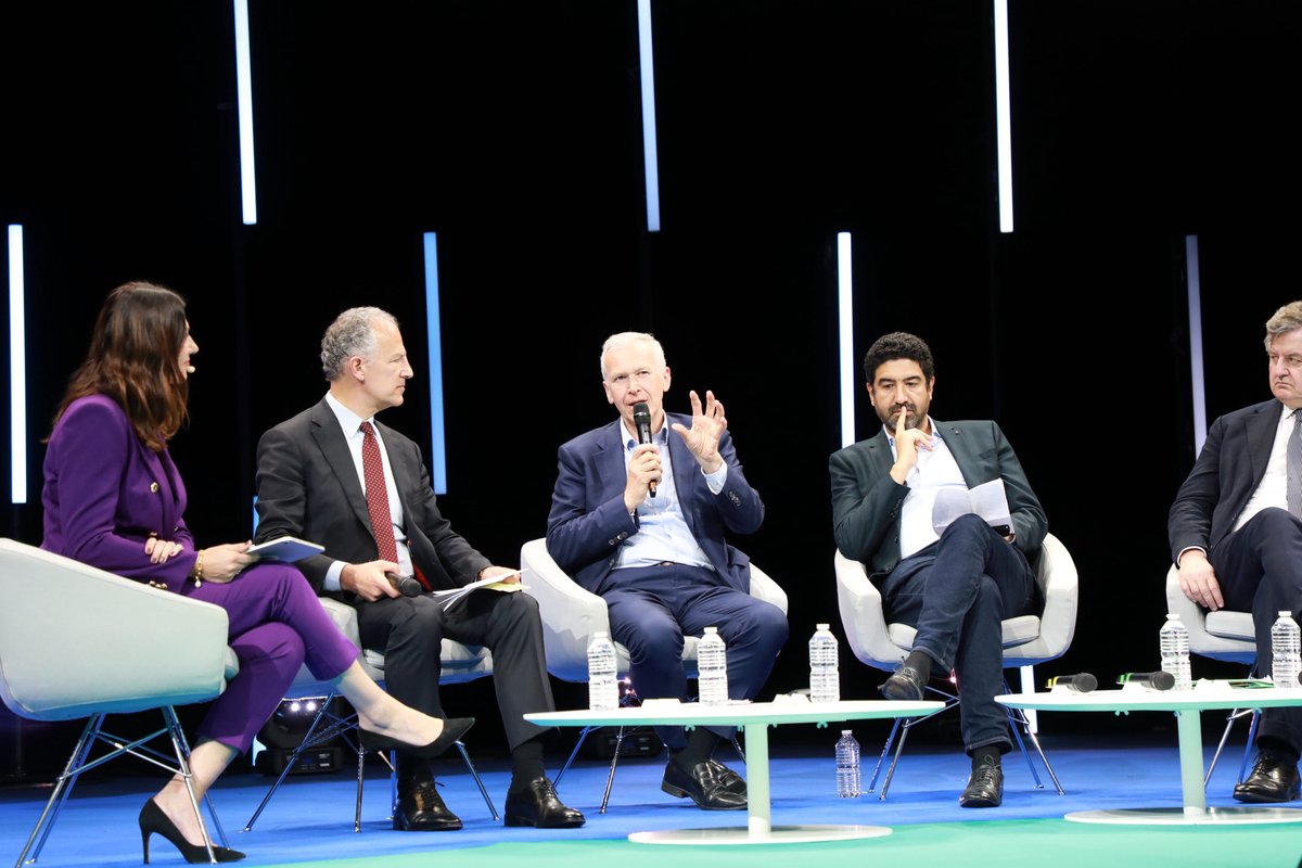Forum InCyber (FIC) - EUROPE (@fic_eu) on Twitter photo 🔔 Sommet d'ouverture du Forum InCyber - RDV maintenant au Grand Théâtre 🔔
Crise de confiance en Europe, quels leviers pour restaurer la légitimité du projet européen ?
Selon <a href="/YLeterme/">Yves Leterme</a>, ancien Premier ministre de la Belgique, la difficulté de l’Europe sera de parvenir, malgré 🔔 Sommet d'ouverture du Forum InCyber - RDV maintenant au Grand Théâtre 🔔
Crise de confiance en Europe, quels leviers pour restaurer la légitimité du projet européen ?
Selon <a href="/YLeterme/">Yves Leterme</a>, ancien Premier ministre de la Belgique, la difficulté de l’Europe sera de parvenir, malgré