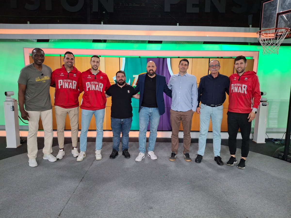 Colegio El Pinar tweet media