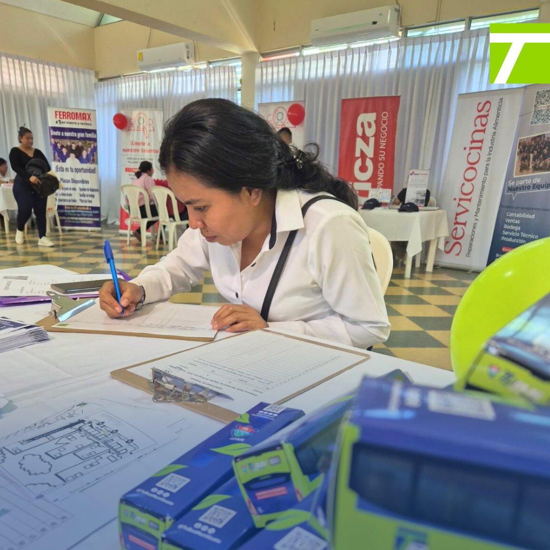 ¡Con #Transmetro y #TuBus te acercamos las #OportunidadesLaborales! 
Como <a href="/muniguate/">MuniGuate</a>, participamos en la #FeriaNacionalDeEmpleo en #ElProgreso, siguiendo la visión del alcalde Ricardo Quiñonez de convertir a la Ciudad de Guatemala en el corazón del empleo.
<a href="/MINTRABAJOGuate/">MINTRAB</a>