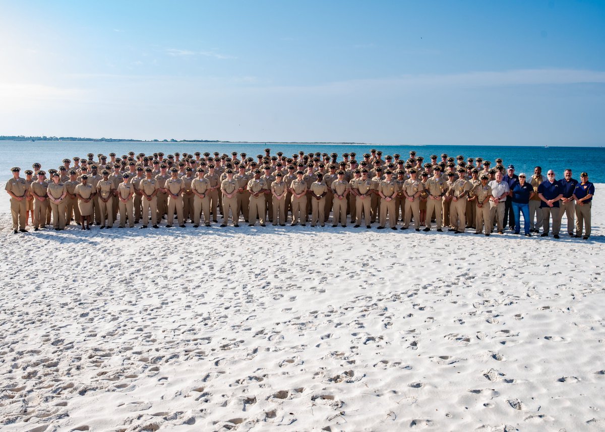 NASPCOLA's tweet photo. NAS Pensacola and tenant command Chief Petty Officers gather for a group photo at the beach near the NAS Pensacola Chief Petty Officers Club April 1, celebrating the 132nd Birthday of the Chief Petty Officer.

#CNRSE #NASP #CPO #NavyChief #GoatLocker #NavyGOAT #CNIC https://t.co/4WGuQnAEeg